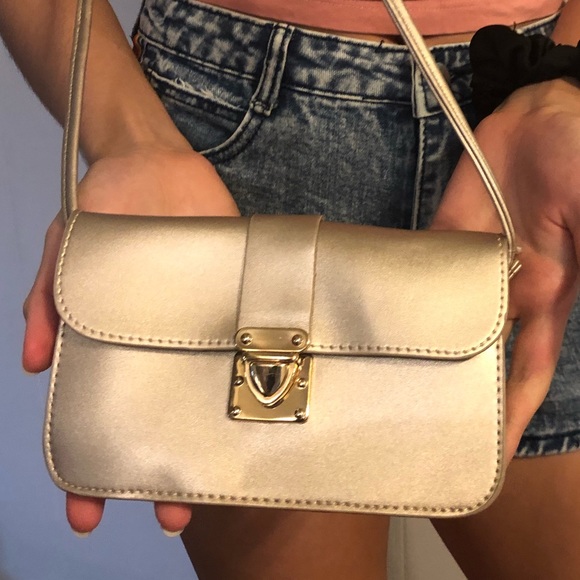 Small gold handbag - Picture 2 of 2